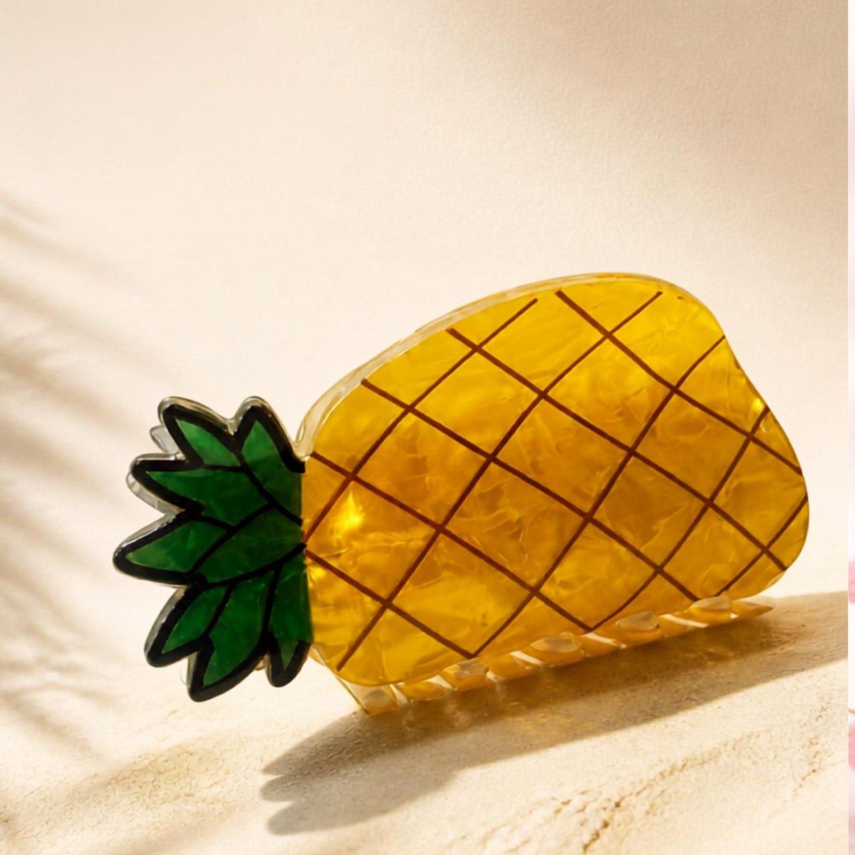 Pineapple Hair Claw Clip - DQD Clothing